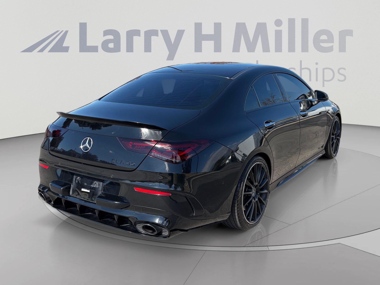 Used 2022 Mercedes-Benz CLA 35 AMG 4MATIC image 5