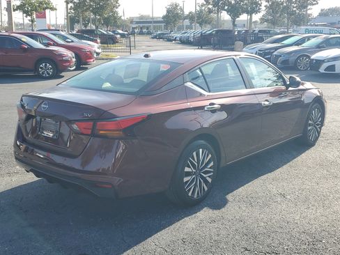 Certified 2024 Nissan Altima 2.5 SV image 4