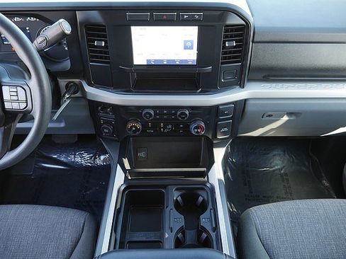 Used 2024 Ford F250 XLT w/ FX4 Off-Road Package image 20