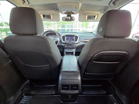 Used 2019 GMC Terrain SLE image 32