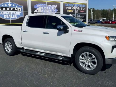 Used 2023 Chevrolet Silverado 1500 LTZ w/ LTZ Premium Package AWD/4WD image 2