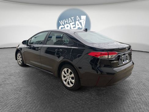 Used 2024 Toyota Corolla LE FWD image 6