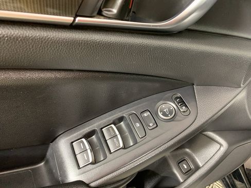 Used 2019 Honda Accord Sport image 14
