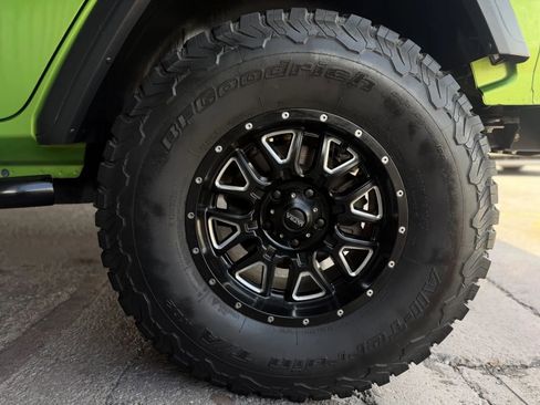 Used 2019 Jeep Wrangler Unlimited Sport S AWD/4WD image 39