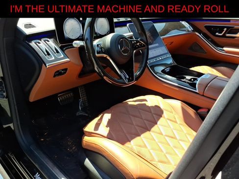 Used 2024 Mercedes-Benz S 580 4MATIC Sedan w/ AMG Line image 12
