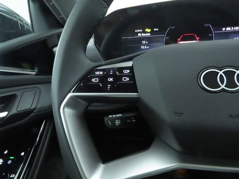 Used 2025 Audi A6 e-tron Premium Plus w/ Premium Plus image 12