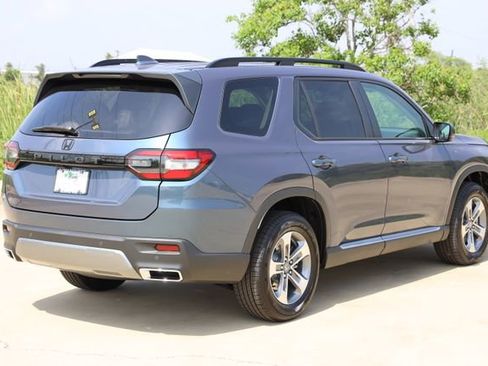 New 2026 Honda Pilot EX-L image 8