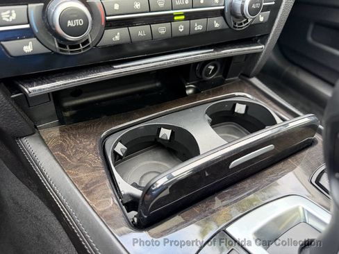 Used 2011 BMW 750i RWD image 61