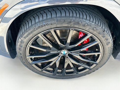 Used 2022 BMW X6 xDrive40i w/ M Sport Package AWD/4WD image 35