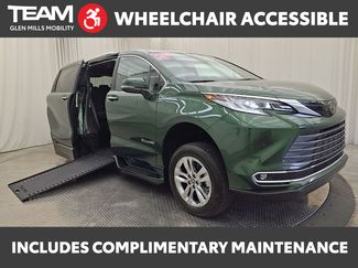 Used 2026 Toyota Sienna Limited FWD video 1