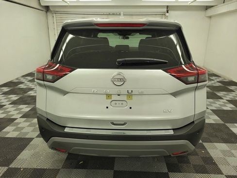 Certified 2023 Nissan Rogue SV image 5