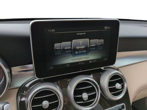 Used 2019 Mercedes-Benz GLC 300 4MATIC image 14