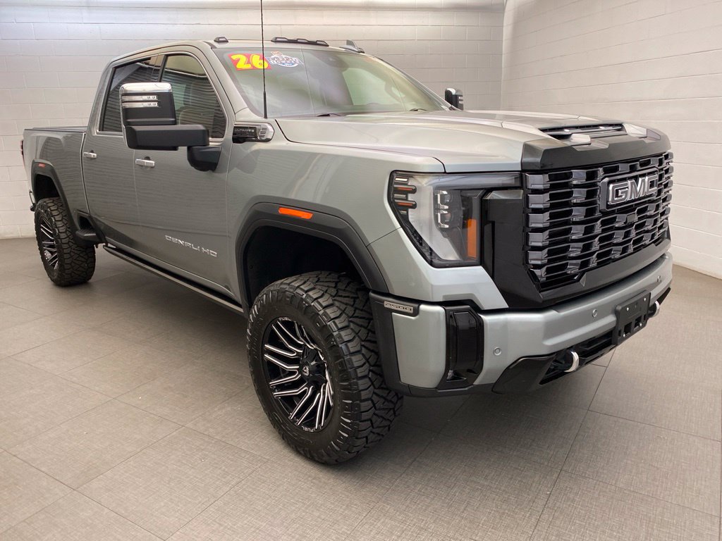 Used 2026 GMC Sierra 2500 Denali Ultimate AWD/4WD image 4
