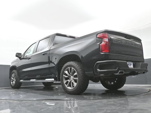 Used 2022 Chevrolet Silverado 1500 RST w/ Z71 Off-Road Package AWD/4WD image 35