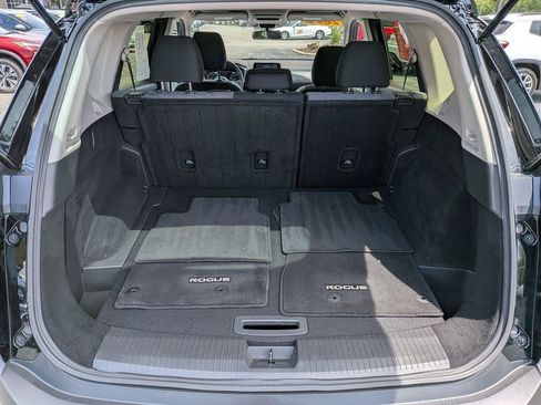 Certified 2023 Nissan Rogue SV AWD/4WD image 9