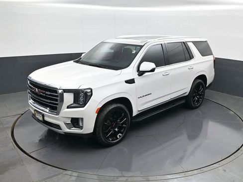Used 2022 GMC Yukon SLT w/ SLT Luxury Package image 14