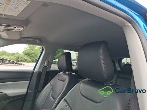 Used 2022 Jeep Compass Latitude AWD/4WD image 13