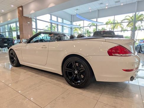 Used 2010 BMW 650i Convertible RWD image 9