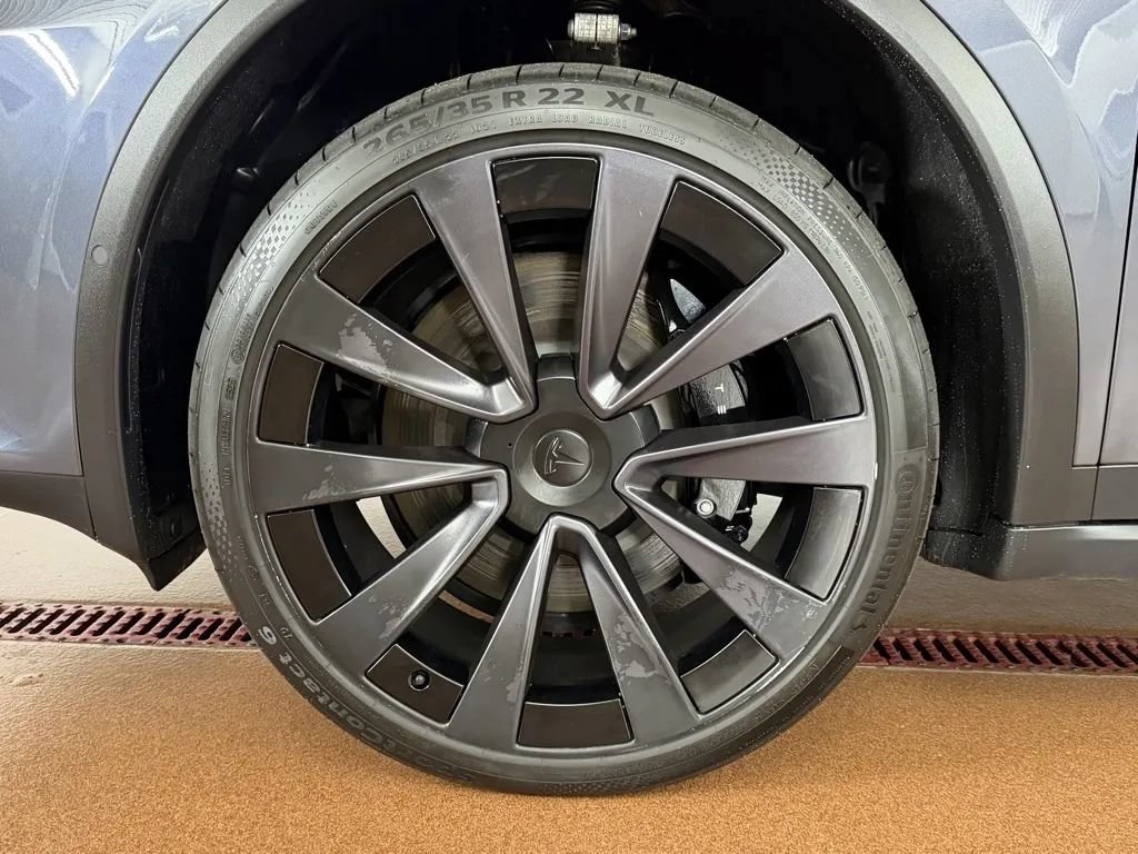 Used 2022 Tesla Model X Plaid AWD/4WD image 8