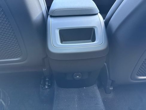 New 2026 Volvo XC60 B5 Core AWD/4WD image 15