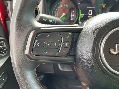 Used 2024 Jeep Wrangler Unlimited w/ Convenience Group AWD/4WD image 25