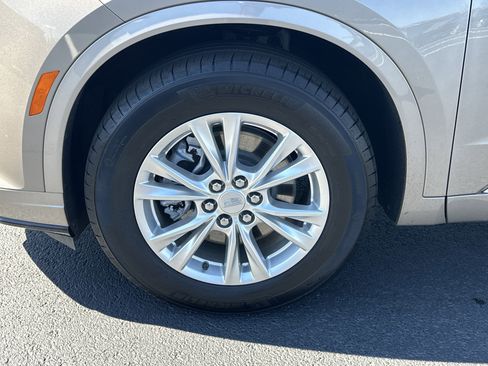 Used 2022 Cadillac XT6 Luxury image 11