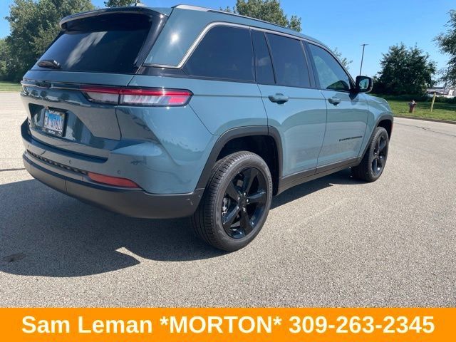 Used 2026 Jeep Grand Cherokee Limited w/ Limited Altitude Package AWD/4WD image 4