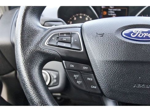 Used 2019 Ford Escape SE FWD image 18