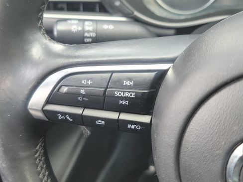Used 2024 MAZDA MAZDA3 s FWD image 23
