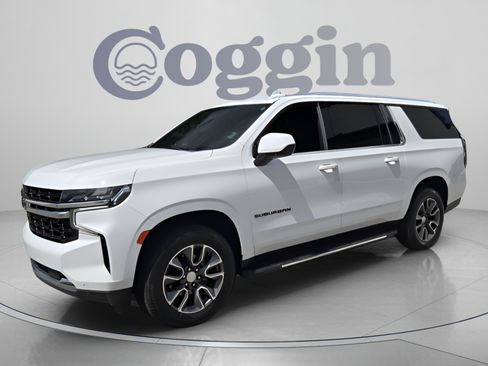 Certified 2023 Chevrolet Suburban LS RWD image 1
