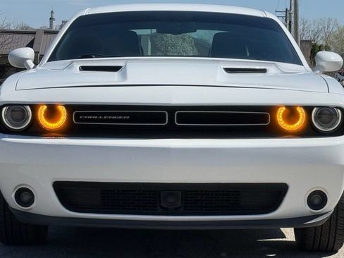 Used 2018 Dodge Challenger SXT Plus RWD image 8