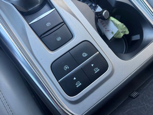 Certified 2021 Ford Explorer XLT w/ Equipment Group 202A image 22