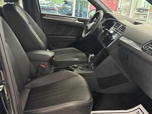 Used 2024 Volkswagen Tiguan SE R-Line AWD/4WD image 14