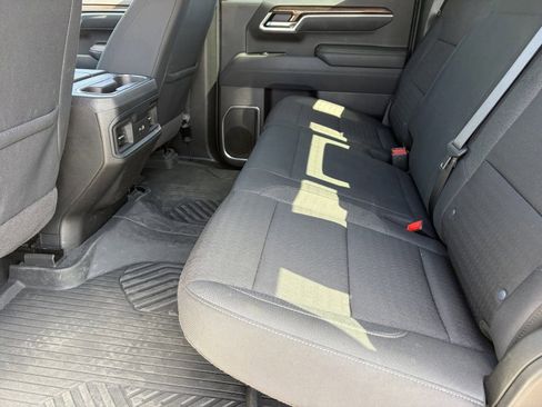 Certified 2025 Chevrolet Silverado 1500 RST w/ Dark Appearance Package AWD/4WD image 18