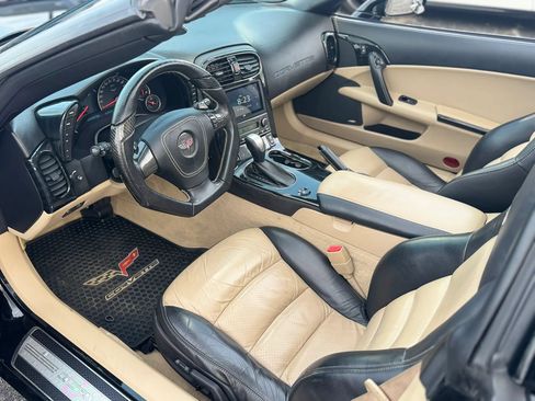 Used 2008 Chevrolet Corvette Coupe w/ Preferred Equipment Group RWD image 10