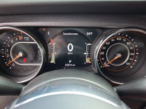 Used 2023 Jeep Gladiator Mojave w/ Cold Weather Group AWD/4WD image 22