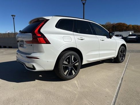 New 2026 Volvo XC60 B5 Plus w/ Protection Package Premier image 7