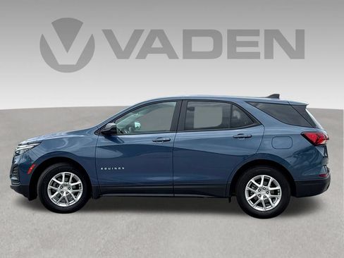 Used 2024 Chevrolet Equinox LS w/ LS Convenience Package FWD image 21