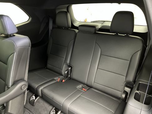 New 2026 Buick Enclave Preferred w/ LPO, Floor Liner Package image 13