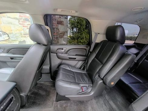 Used 2014 Chevrolet Tahoe LT w/ Suspension Package, Off-Road image 54