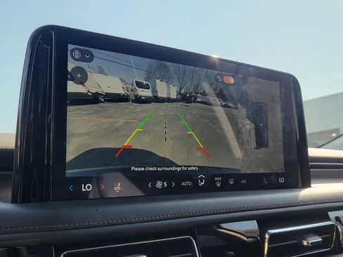 Used 2025 Lincoln Aviator AWD image 21