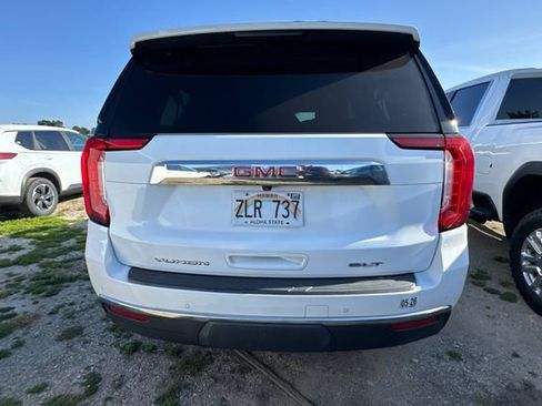 Used 2023 GMC Yukon XL SLT AWD/4WD image 6