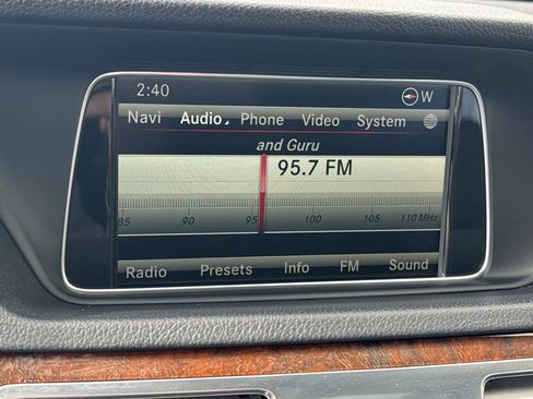 Used 2014 Mercedes-Benz E 350 Sedan image 18