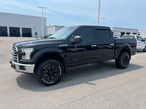 Used 2017 Ford F150 XLT w/ Equipment Group 302A Luxury AWD/4WD image 2