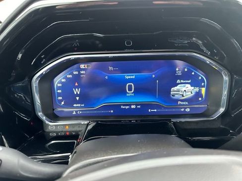 Used 2024 Chevrolet Silverado 1500 LT image 38