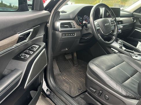 Used 2022 Kia Telluride EX w/ EX Premium Package AWD/4WD image 6