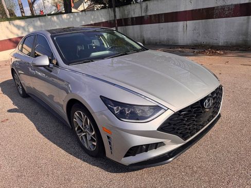 Used 2023 Hyundai Sonata SEL w/ Convenience Package FWD image 8