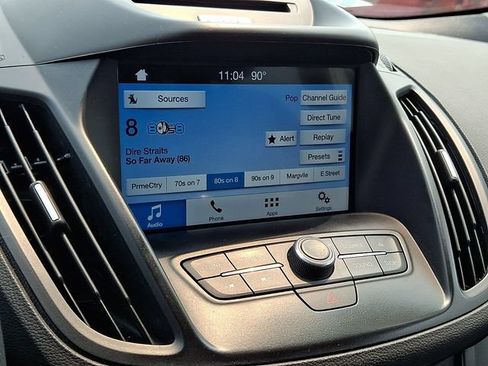 Used 2017 Ford Escape SE w/ Equipment Group 201A AWD/4WD image 16