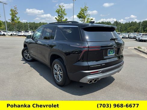 Used 2025 Chevrolet Traverse LT w/ LPO, Floor Liner Package AWD/4WD image 5