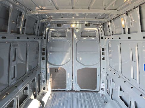 Used 2026 Mercedes-Benz Sprinter 2500 image 15